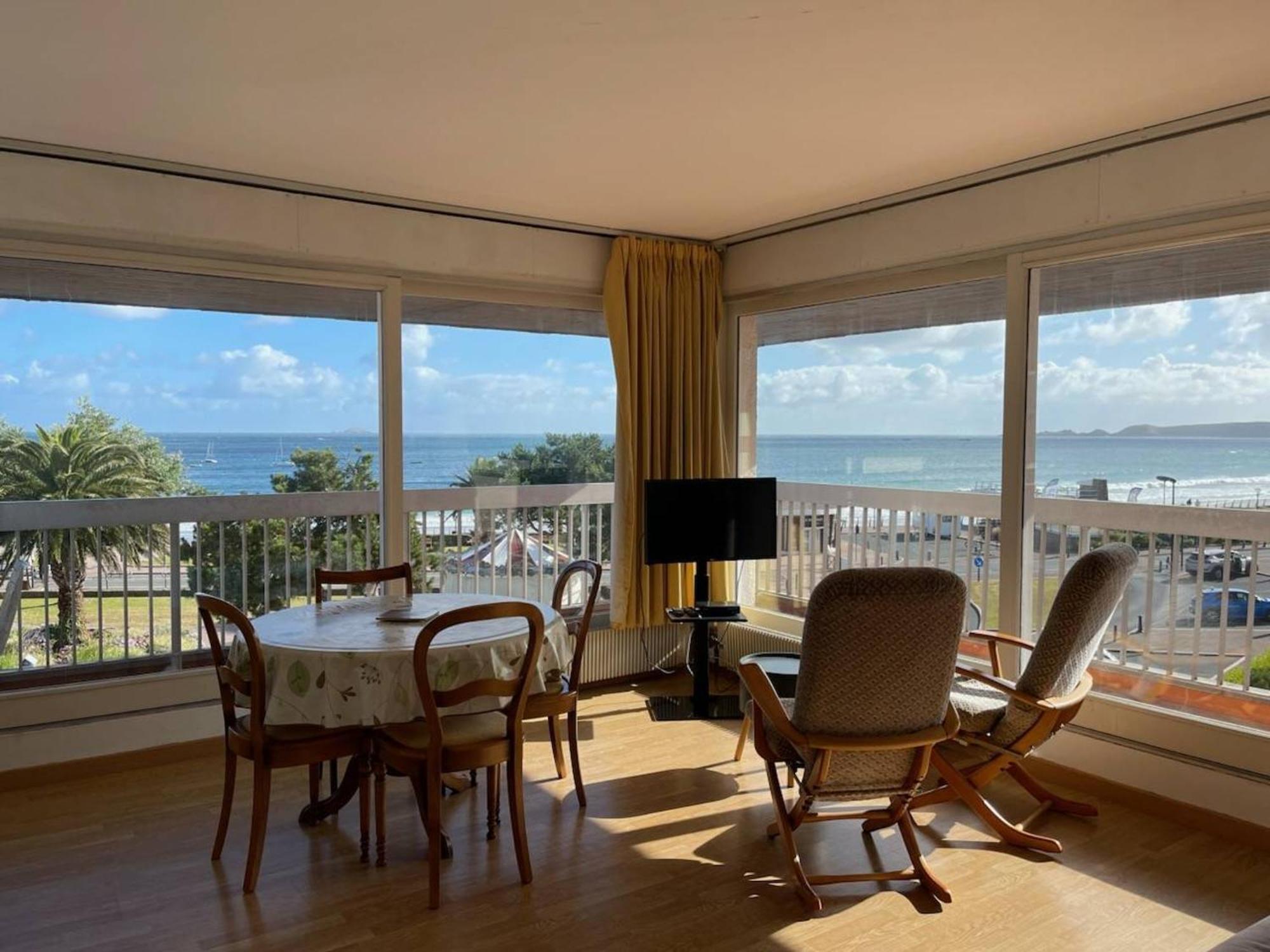 Appartement Avec Terrasse, Parking, Plage De Trestraou A Perros-Guirec - Fr-1-368-350 외부 사진